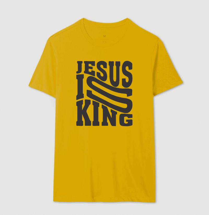 Camiseta Jesus is King